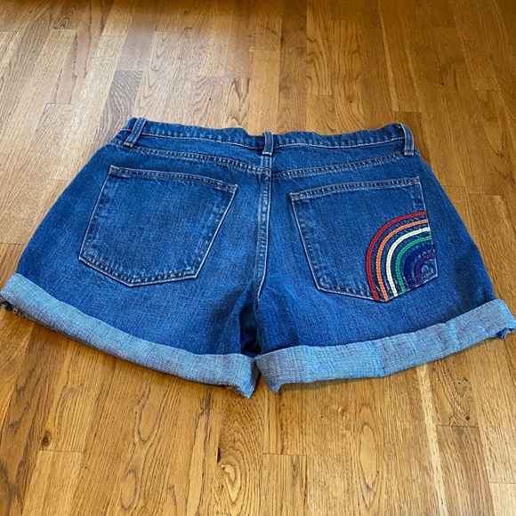 GAP Pants - 🌈 Gap Jean shorts embroidered rainbow pocket 🌈